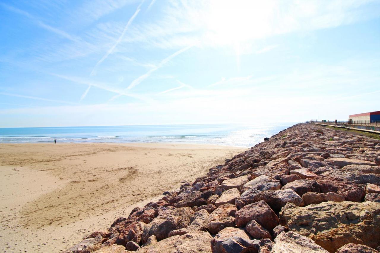 Global Properties, Bonito Apartamento En Urbanizacion Ciudad Mar Puerto de Sagunto Luaran gambar